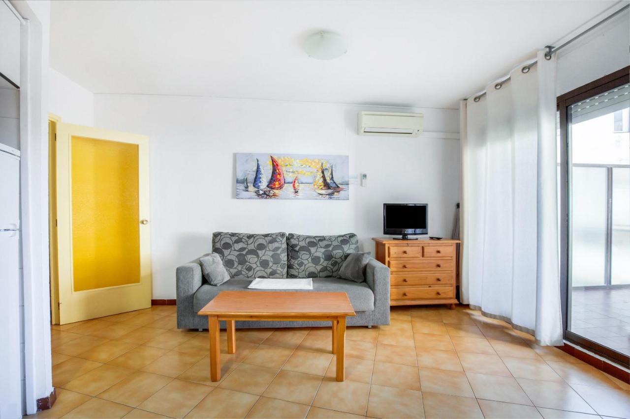 Apartaments Palamos - Pal Beach Екстер'єр фото