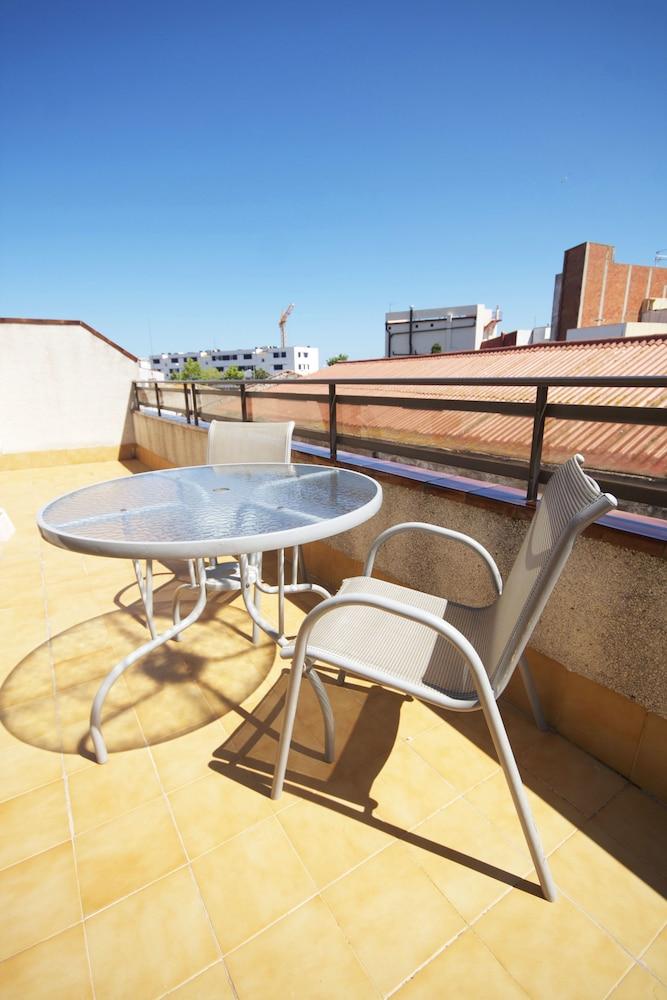 Apartaments Palamos - Pal Beach Екстер'єр фото